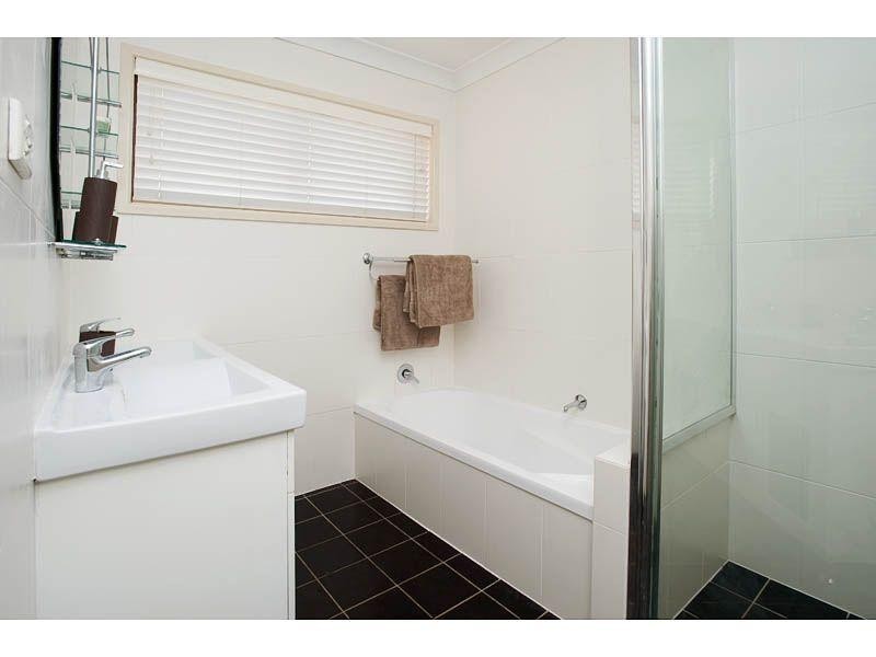 18 Remsen Street, Wishart QLD 4122