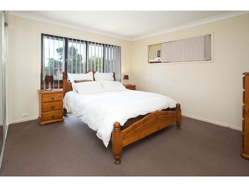 18 Remsen Street, Wishart QLD 4122