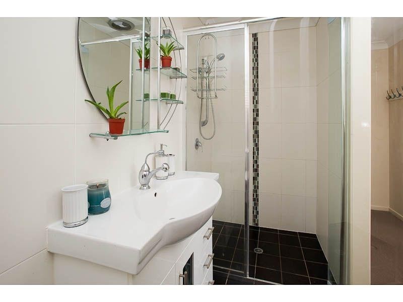 18 Remsen Street, Wishart QLD 4122