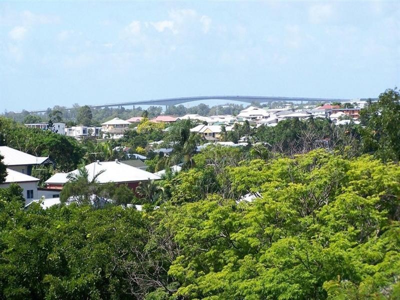 19 Philip Street, Hawthorne QLD 4171