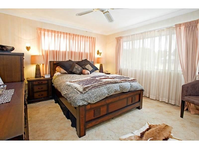 54 Portulaca Street, Macgregor QLD 4109