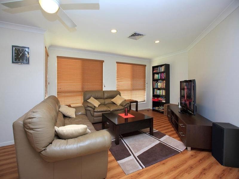 3 Femme Court, Eight Mile Plains QLD 4113