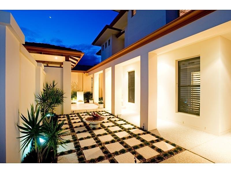 2170 Beaufort Way, Hope Island QLD 4212