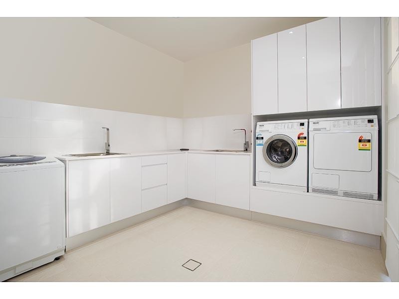 2170 Beaufort Way, Hope Island QLD 4212