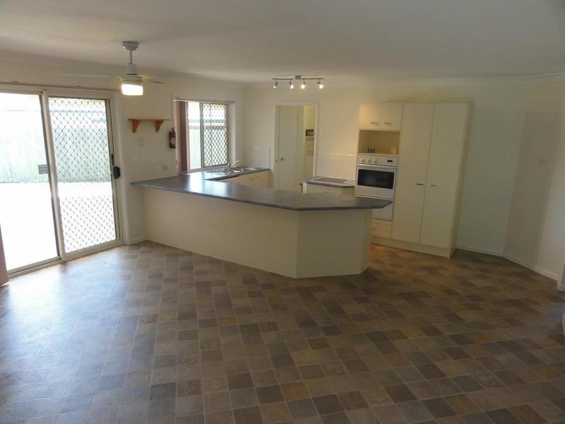 8 Bogong Place, Kuraby QLD 4112