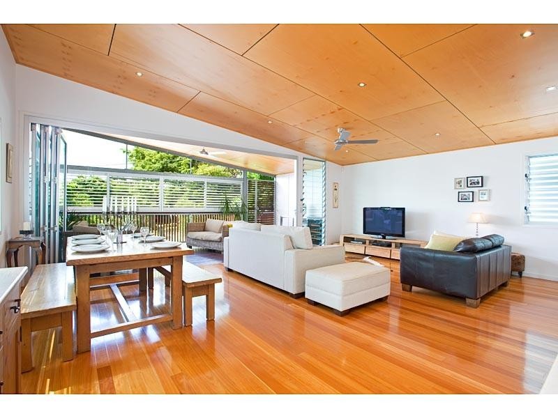 32 Bolan Street, Bulimba QLD 4171