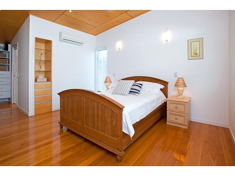 32 Bolan Street, Bulimba QLD 4171