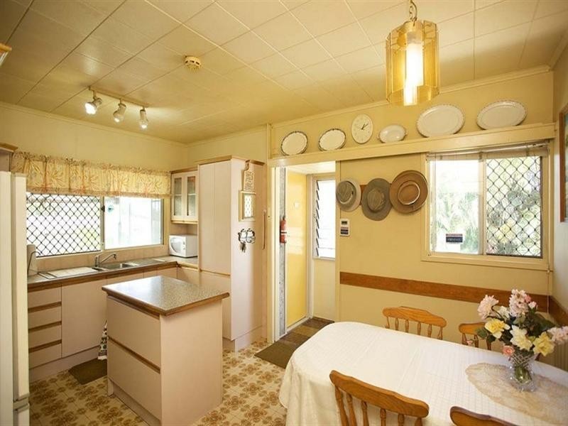 1 Somerfield Street, Upper Mount Gravatt QLD 4122