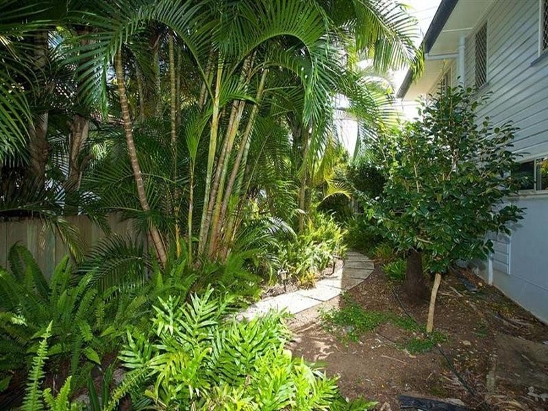 1 Somerfield Street, Upper Mount Gravatt QLD 4122