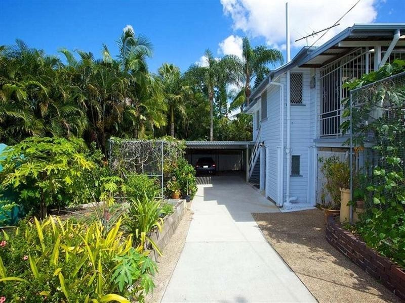 1 Somerfield Street, Upper Mount Gravatt QLD 4122