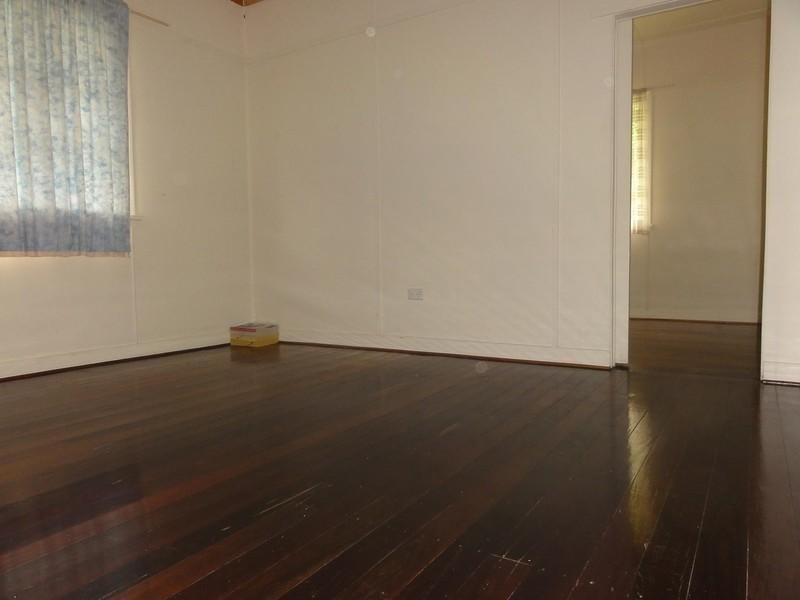 17 Dykes Street, Mount Gravatt East QLD 4122