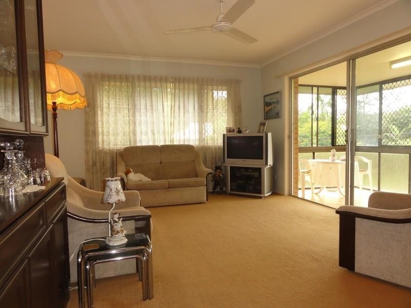 1 Vienna Place, Wishart QLD 4122