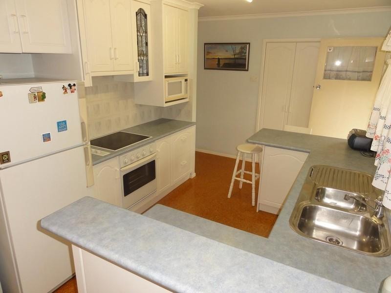 1 Vienna Place, Wishart QLD 4122