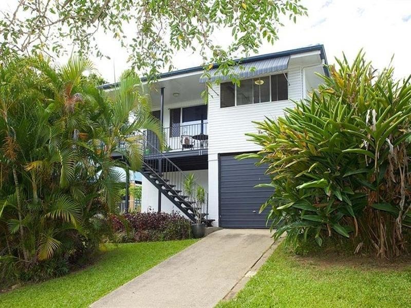 11 Togar Street, Mansfield QLD 4122