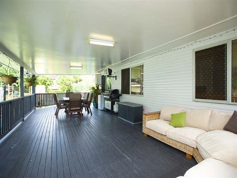 11 Togar Street, Mansfield QLD 4122