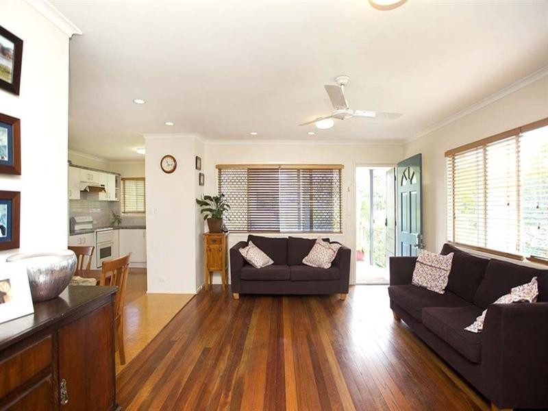 11 Togar Street, Mansfield QLD 4122