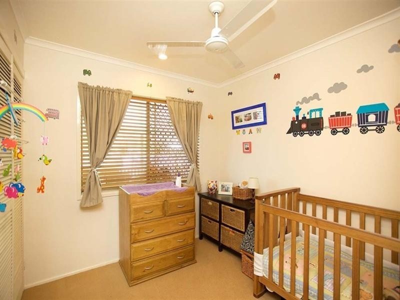 11 Togar Street, Mansfield QLD 4122