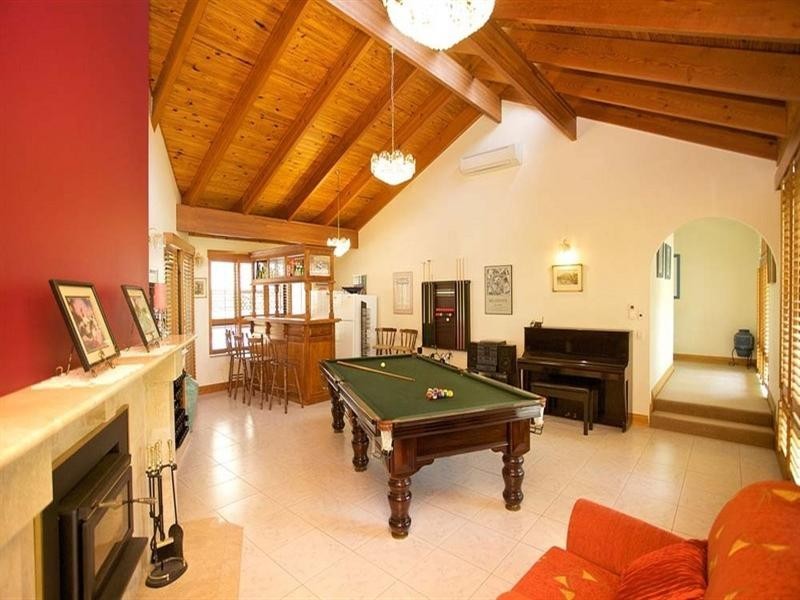 32 Oakridge Street, Burbank QLD 4156