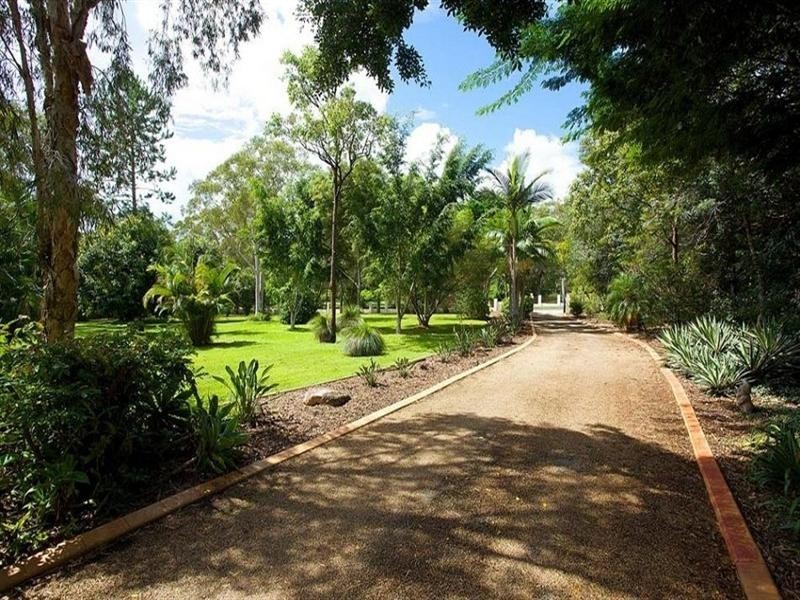 32 Oakridge Street, Burbank QLD 4156