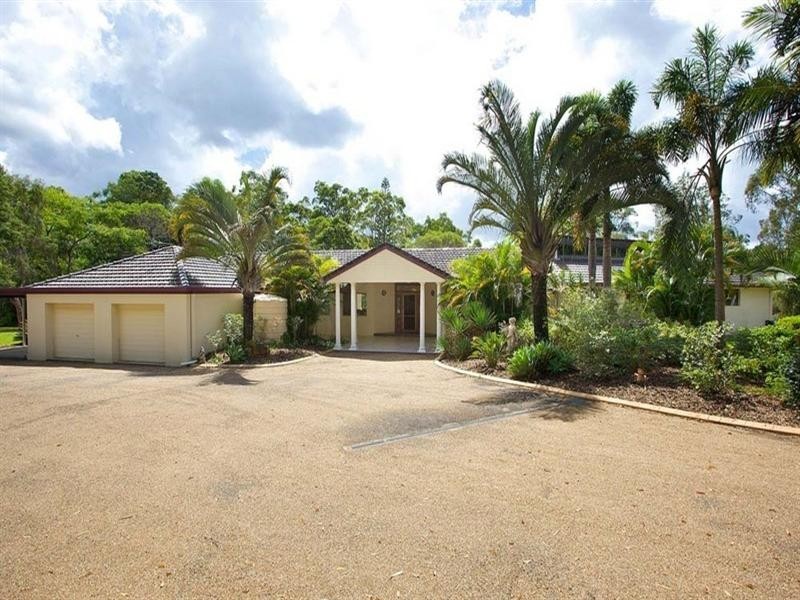 32 Oakridge Street, Burbank QLD 4156