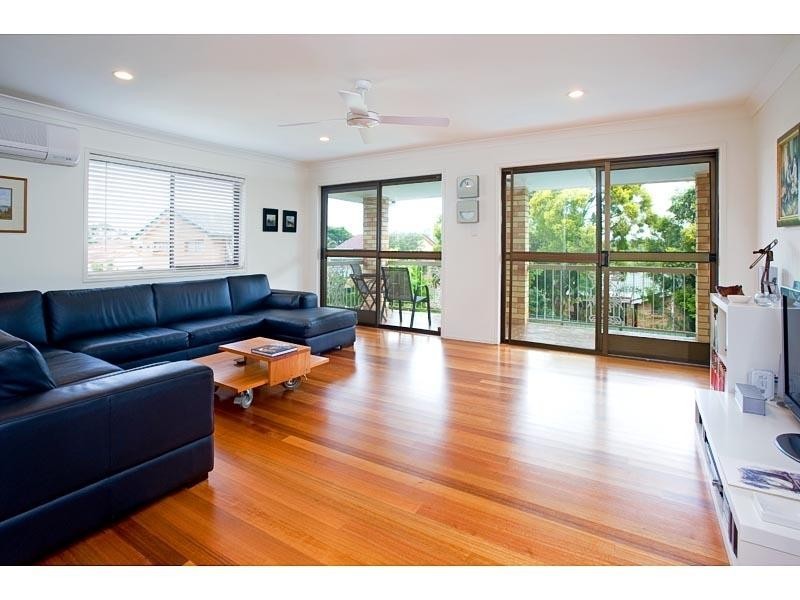 27 Panama Street, Wishart QLD 4122