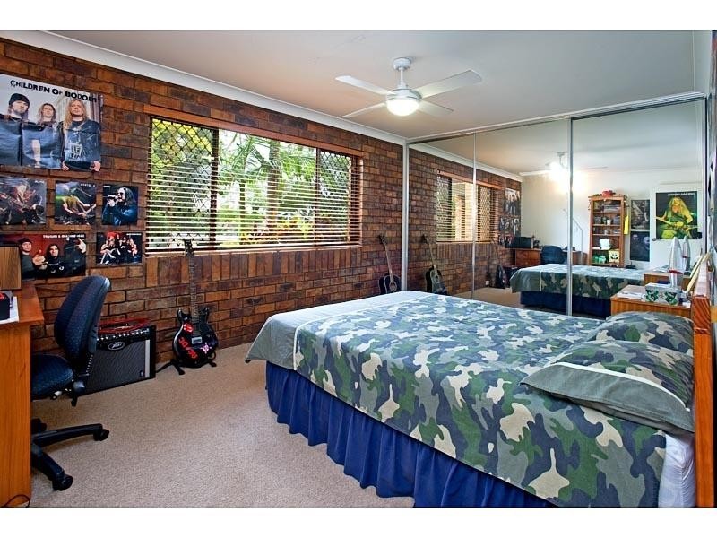 27 Panama Street, Wishart QLD 4122