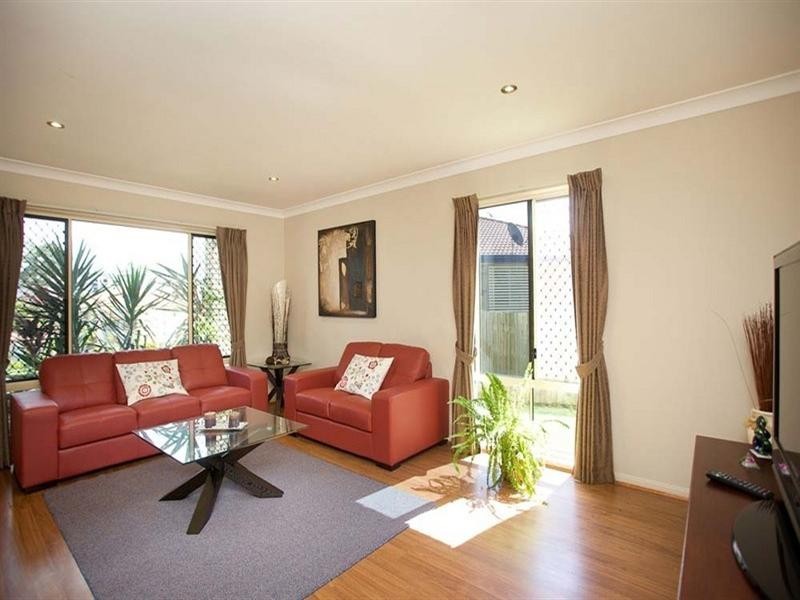 19 Mozart Place, Mackenzie QLD 4156