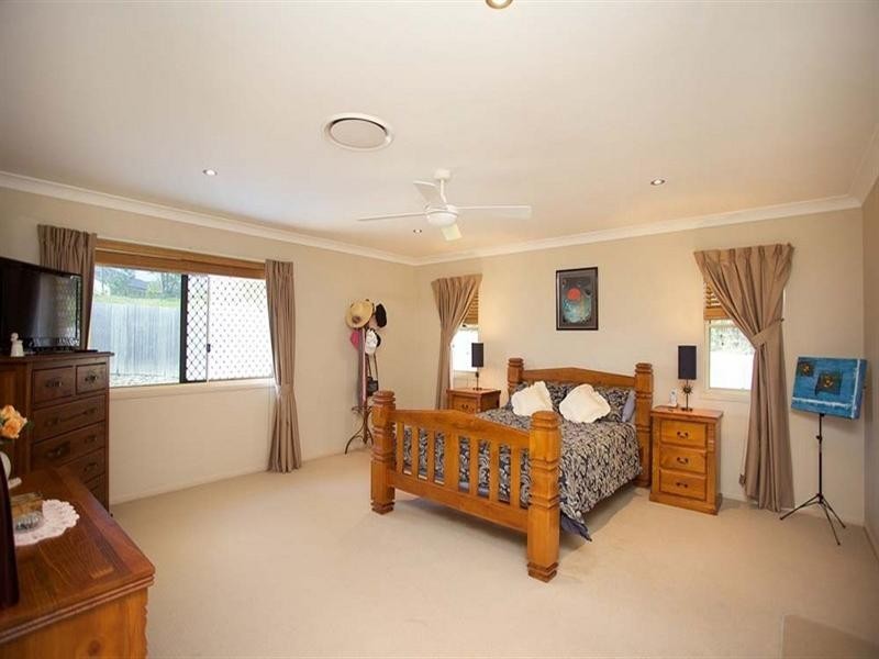 19 Mozart Place, Mackenzie QLD 4156