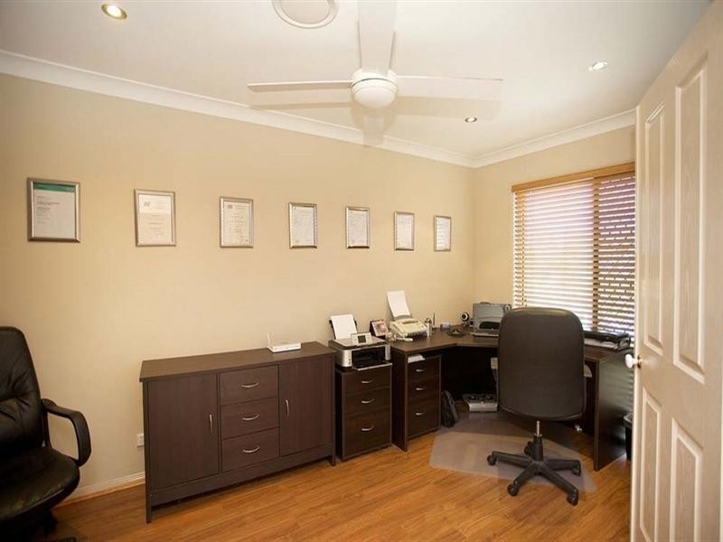 19 Mozart Place, Mackenzie QLD 4156