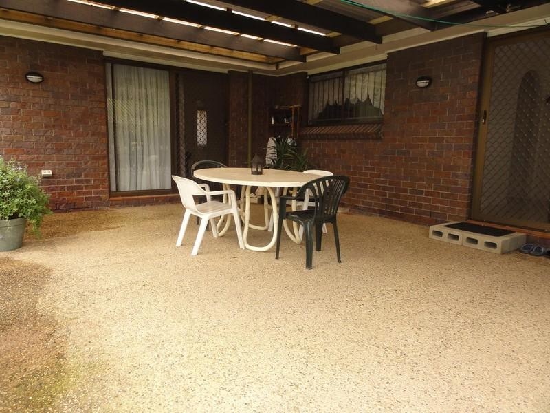 11 Madrid Court, Wishart QLD 4122