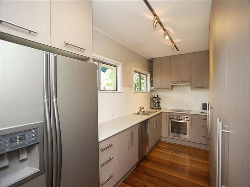 38 Wemvern Street, Upper Mount Gravatt QLD 4122