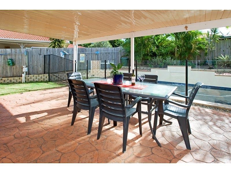 17 Parakeet Close, Wishart QLD 4122