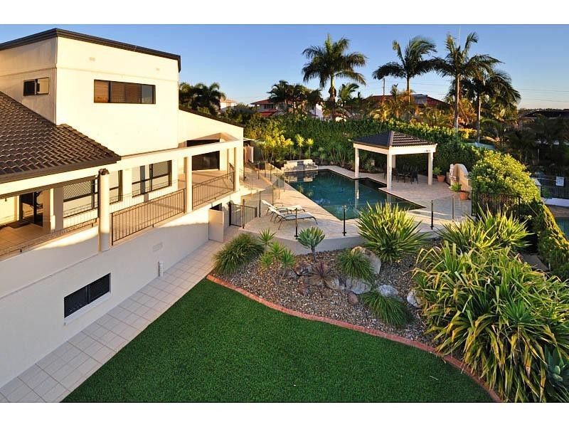 35 Holborn Crescent, Carindale QLD 4152