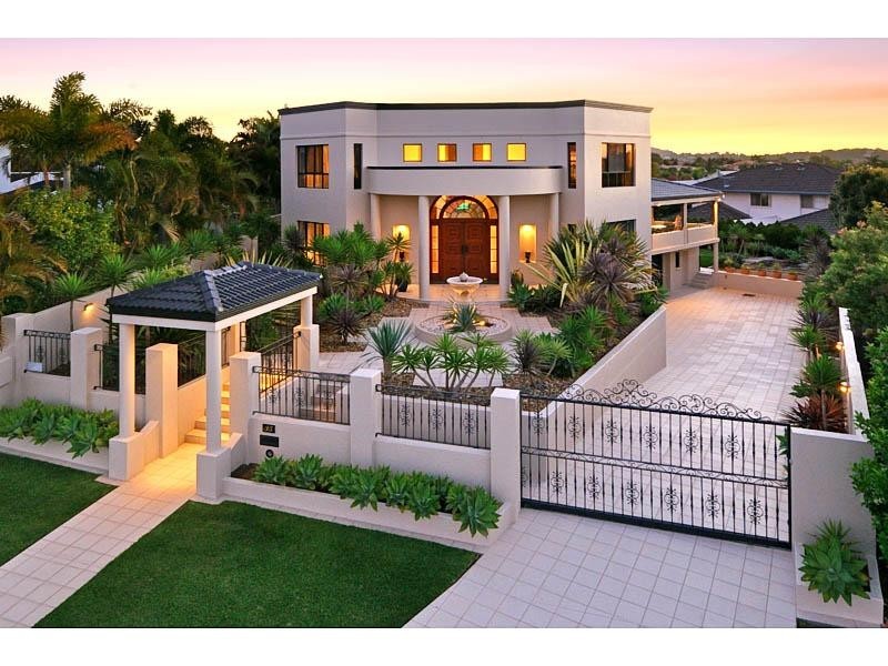 35 Holborn Crescent, Carindale QLD 4152