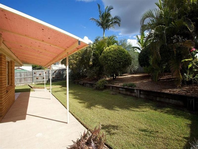 26 Mindona Street, Wishart QLD 4122