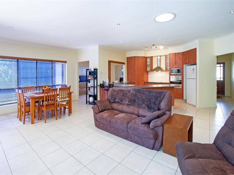 32 The Heights, Underwood QLD 4119