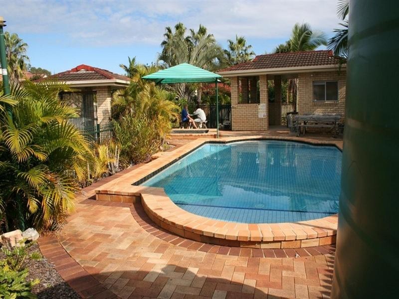 8/10 Lawrence Close, Robertson QLD 4109