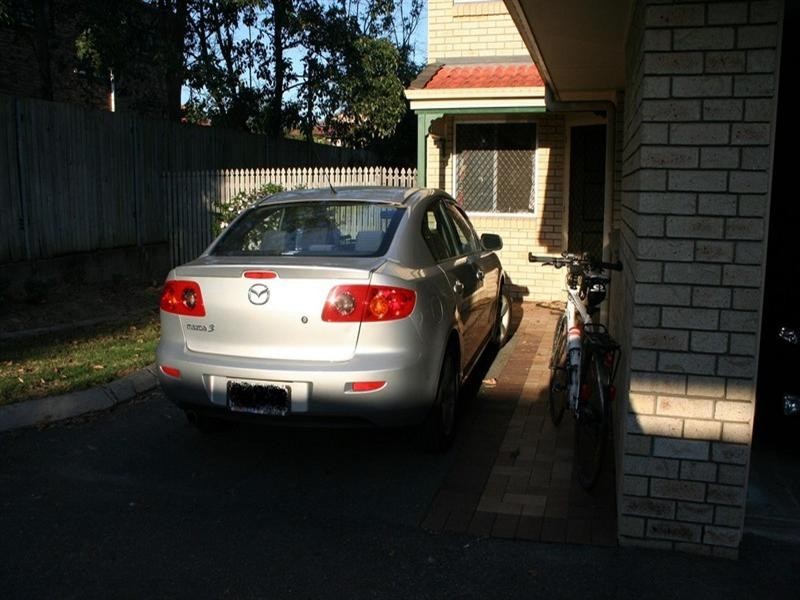 8/10 Lawrence Close, Robertson QLD 4109