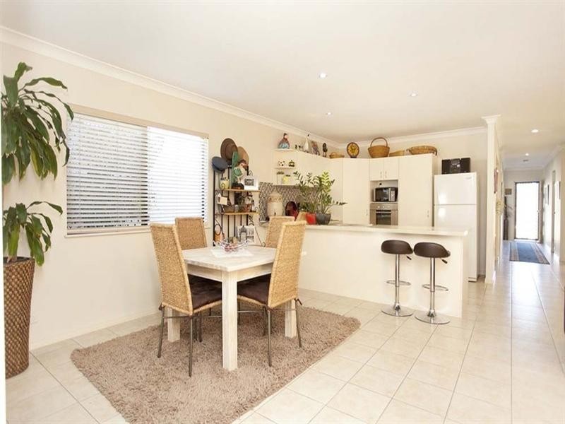 32 Wanda Road, Upper Mount Gravatt QLD 4122