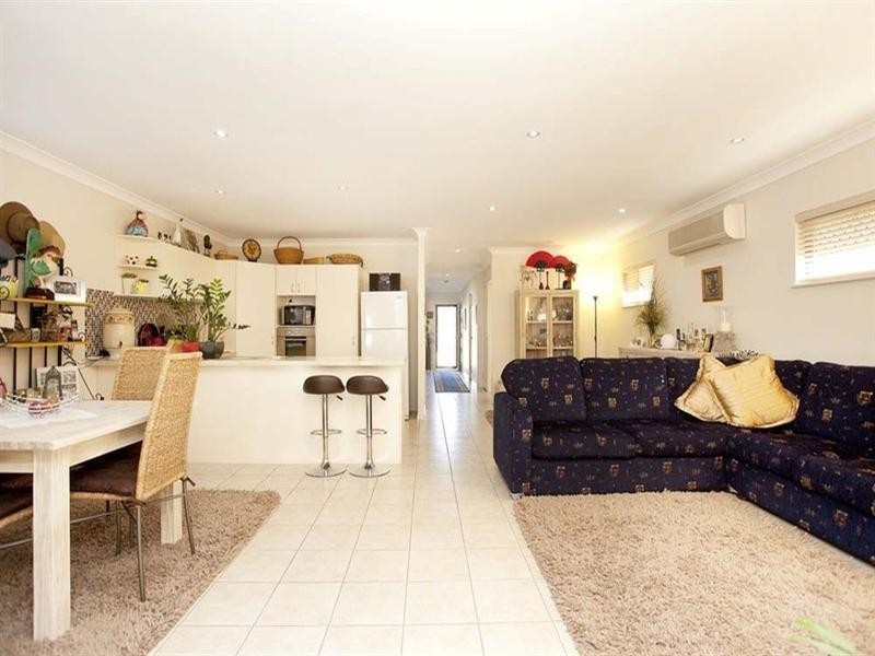 32 Wanda Road, Upper Mount Gravatt QLD 4122