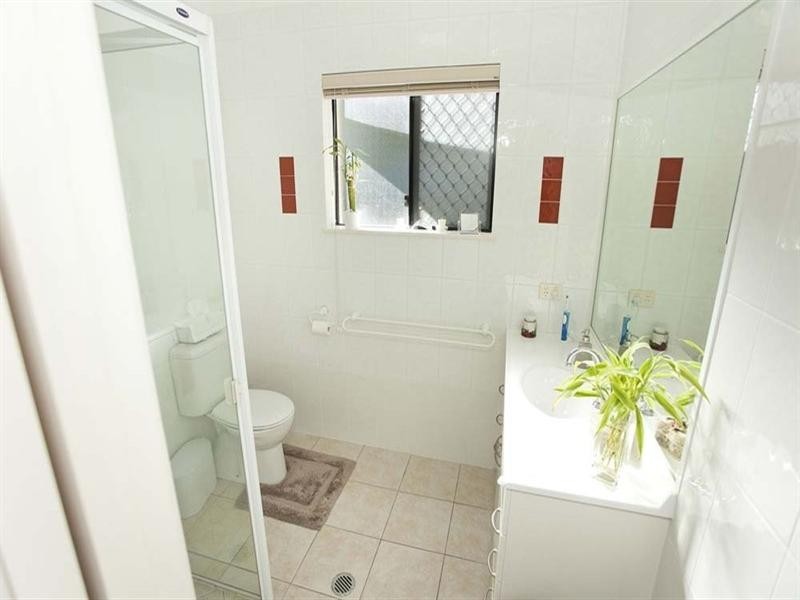 32 Wanda Road, Upper Mount Gravatt QLD 4122