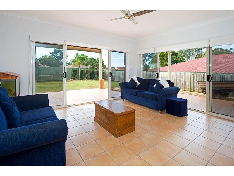 9 Queensbury Court, Wellington Point QLD 4160