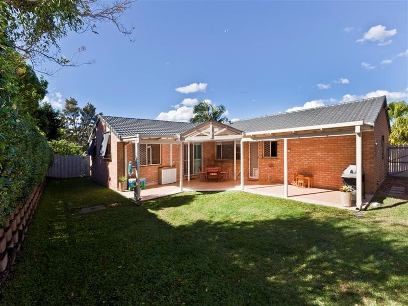 24 Nardie Street, Eight Mile Plains QLD 4113