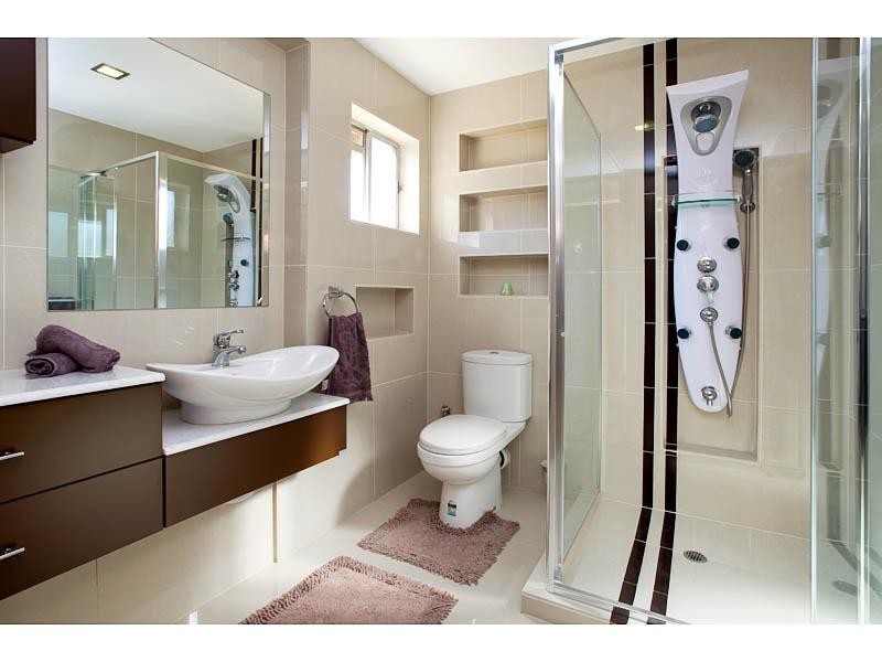 10 Tapscott Street, Wishart QLD 4122