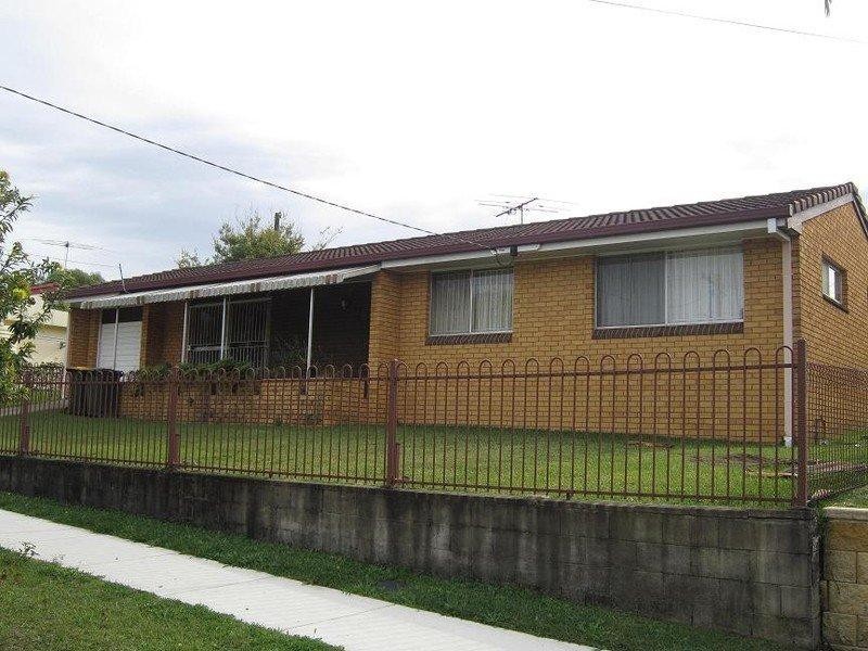 4 Ilya Street, Macgregor QLD 4109