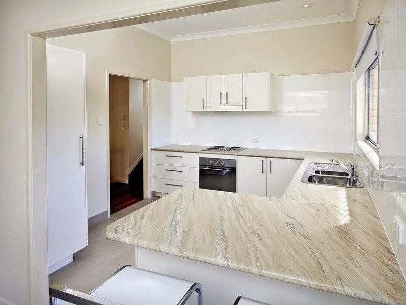 4 Geneva Street, Wishart QLD 4122