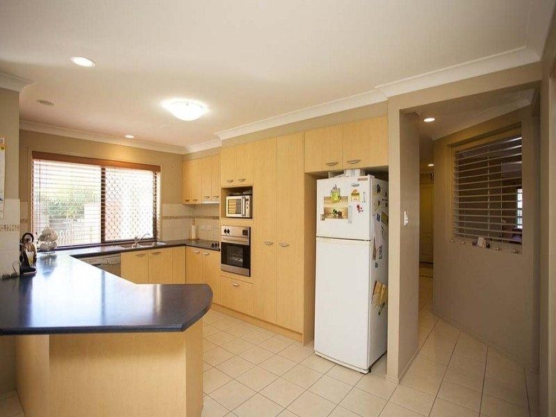 17 O’Connor Crescent, Mansfield QLD 4122
