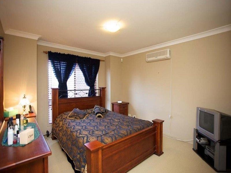 17 O’Connor Crescent, Mansfield QLD 4122