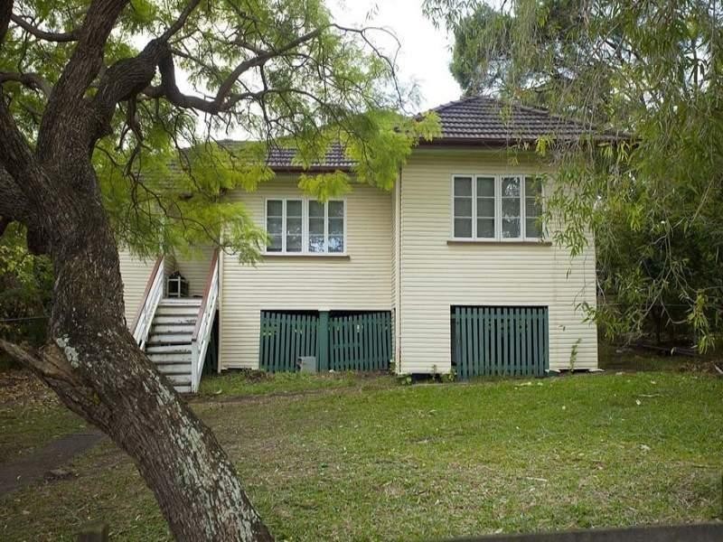 8 Howsan Street, Mount Gravatt East QLD 4122