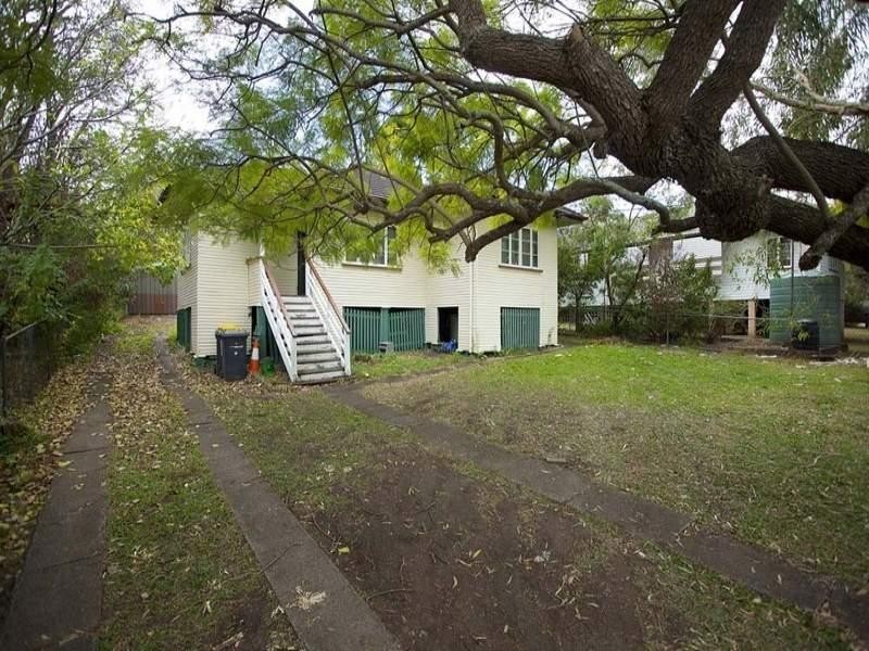 8 Howsan Street, Mount Gravatt East QLD 4122